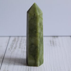 Obelisco de jade 6 cm
